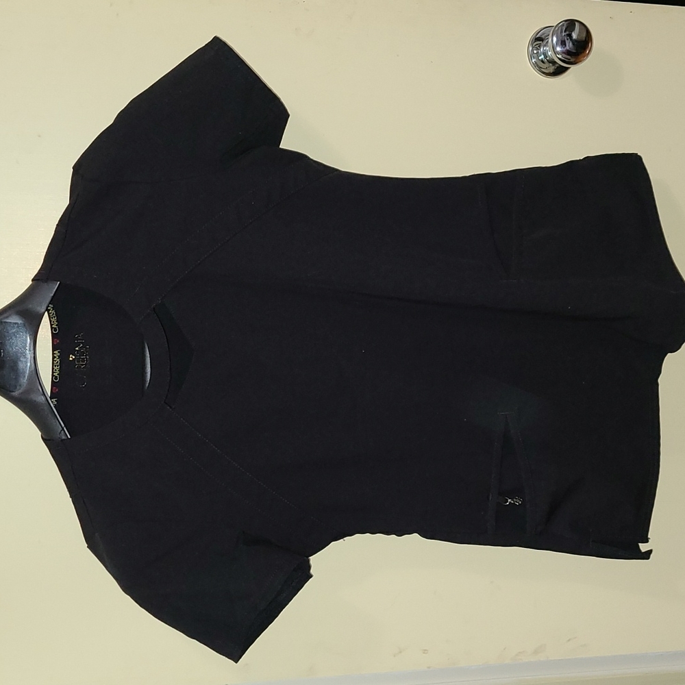 scrub top black small